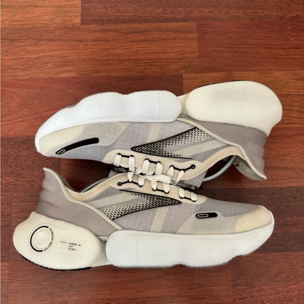 Sold - Picture 2 of 8